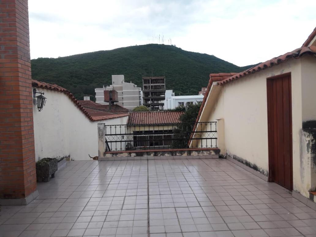La Casa De Gaby Lägenhet Salta Exteriör bild
